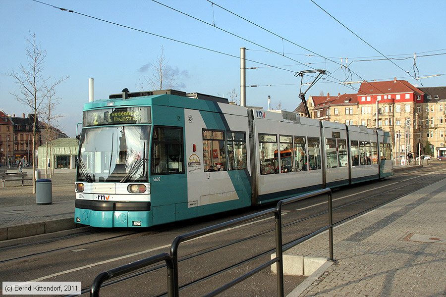 Straßenbahn Mannheim - 5606
/ Bild: rnv5606_bk1102080015.jpg