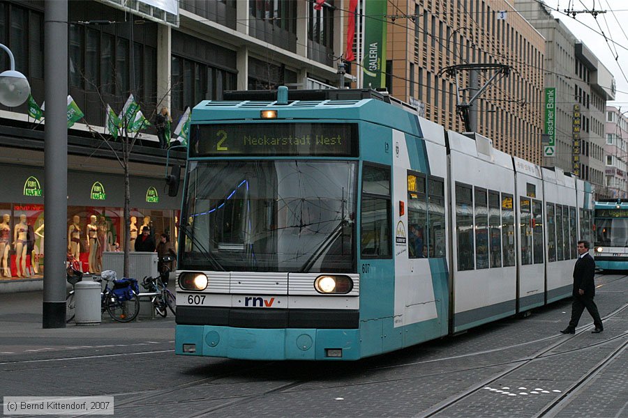 Straßenbahn Mannheim - 607
/ Bild: mvg607_bk0701120016.jpg