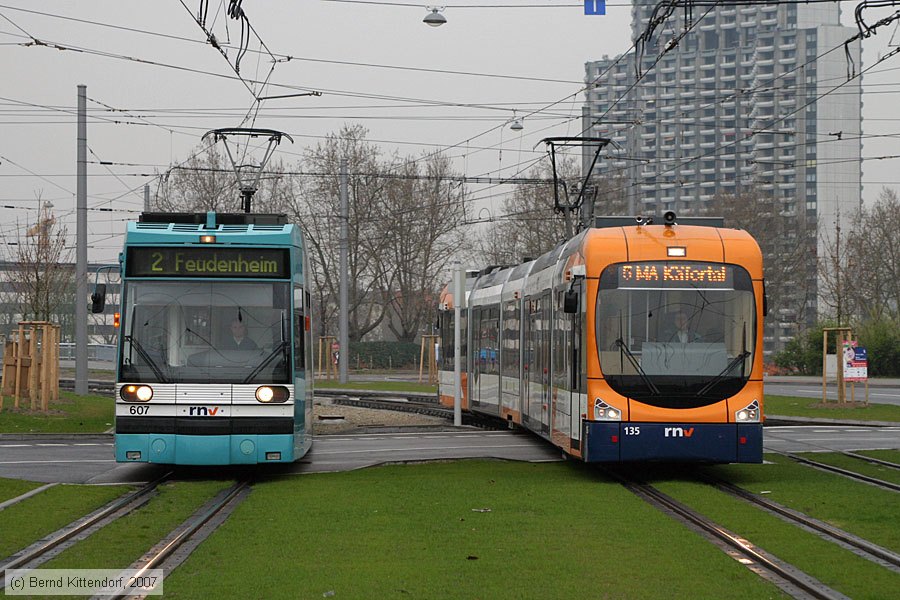 Straßenbahn Mannheim - 607
/ Bild: mvg607_bk0703310107.jpg