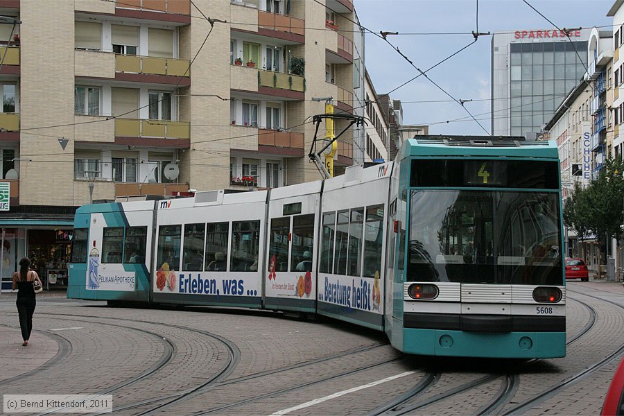 Straßenbahn Mannheim - 5608
/ Bild: rnv5608_bk1108030001.jpg