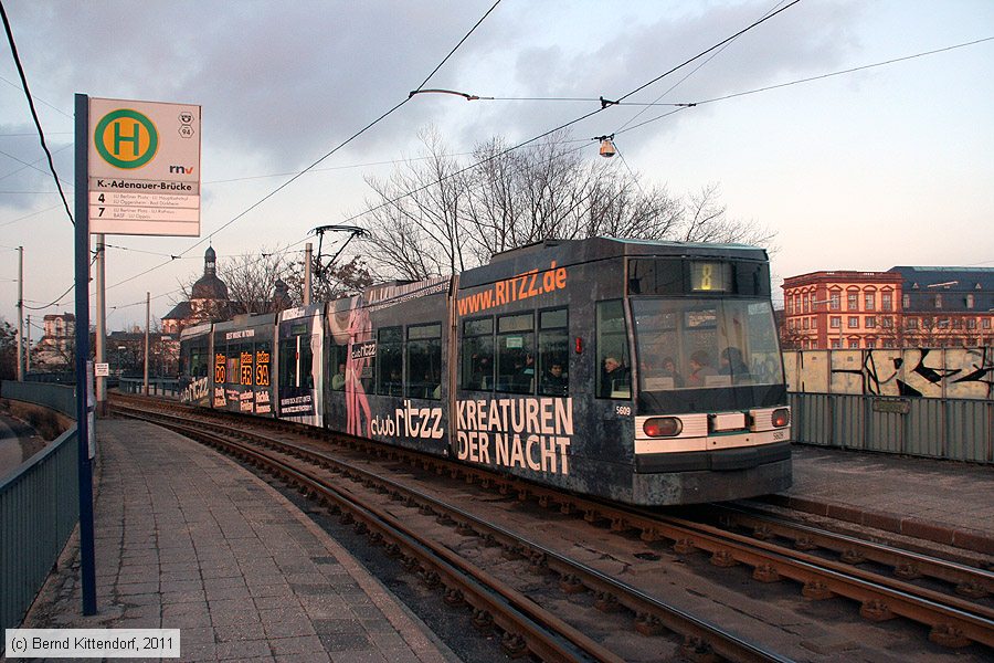Straßenbahn Mannheim - 5609
/ Bild: rnv5609_bk1102080111.jpg