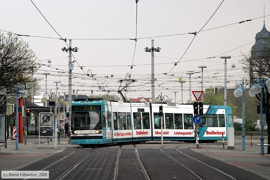 Straßenbahn Mannheim - 609
/ Bild: mvg609_e0016507.jpg Straßenbahn Mannheim - 609
/ Bild: mvg609_e0016507.jpg