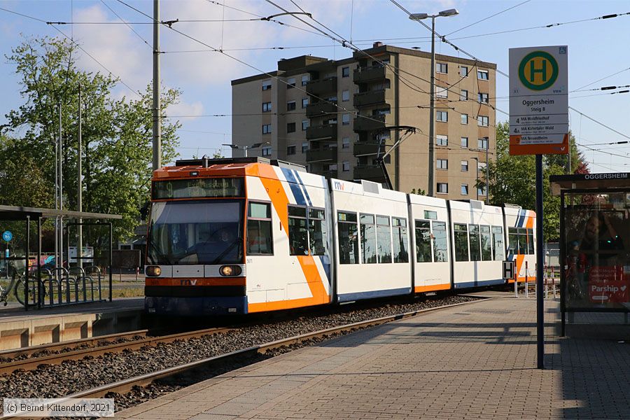 Straßenbahn Mannheim - 5611
/ Bild: rnv5611_bk2105070002.jpg