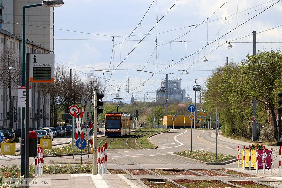 Straßenbahn Mannheim - 5612
/ Bild: rnv5612_bk2304140037.jpg