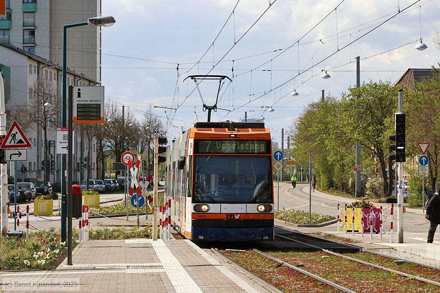 Straßenbahn Mannheim - 5612
/ Bild: rnv5612_bk2304140038.jpg
