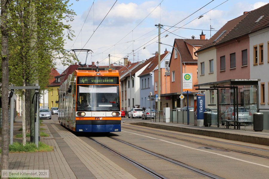 Straßenbahn Mannheim - 5613
/ Bild: rnv5613_bk2104120014.jpg Straßenbahn Mannheim - 5613
/ Bild: rnv5613_bk2104120014.jpg