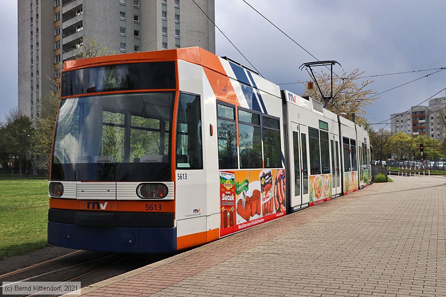 Straßenbahn Mannheim - 5613
/ Bild: rnv5613_bk2104120015.jpg Straßenbahn Mannheim - 5613
/ Bild: rnv5613_bk2104120015.jpg