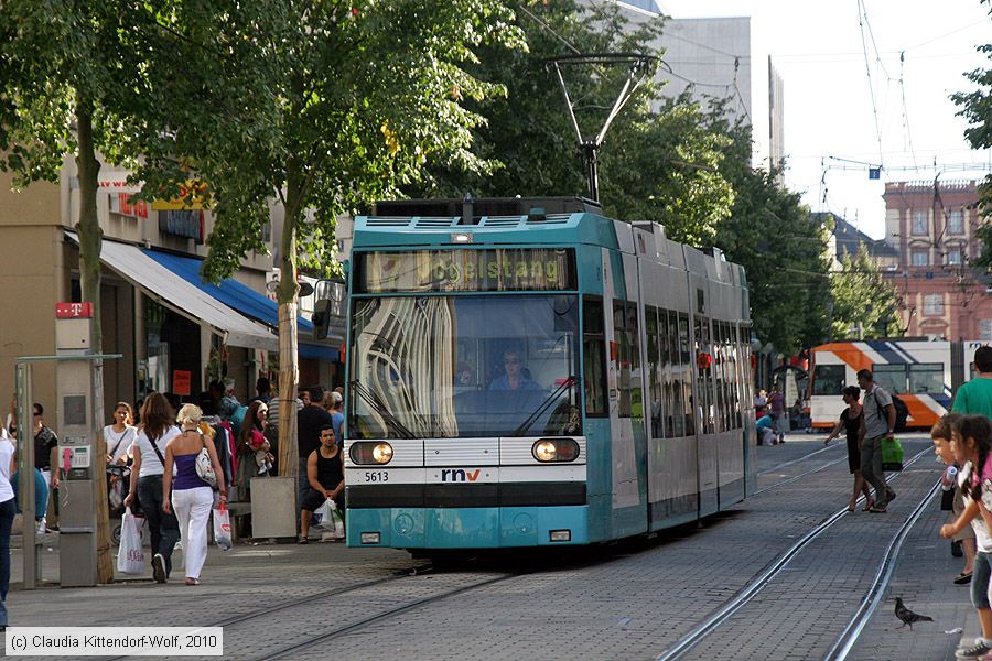 Straßenbahn Mannheim - 5613
/ Bild: rnv5613_cw1007310091.jpg Straßenbahn Mannheim - 5613
/ Bild: rnv5613_cw1007310091.jpg