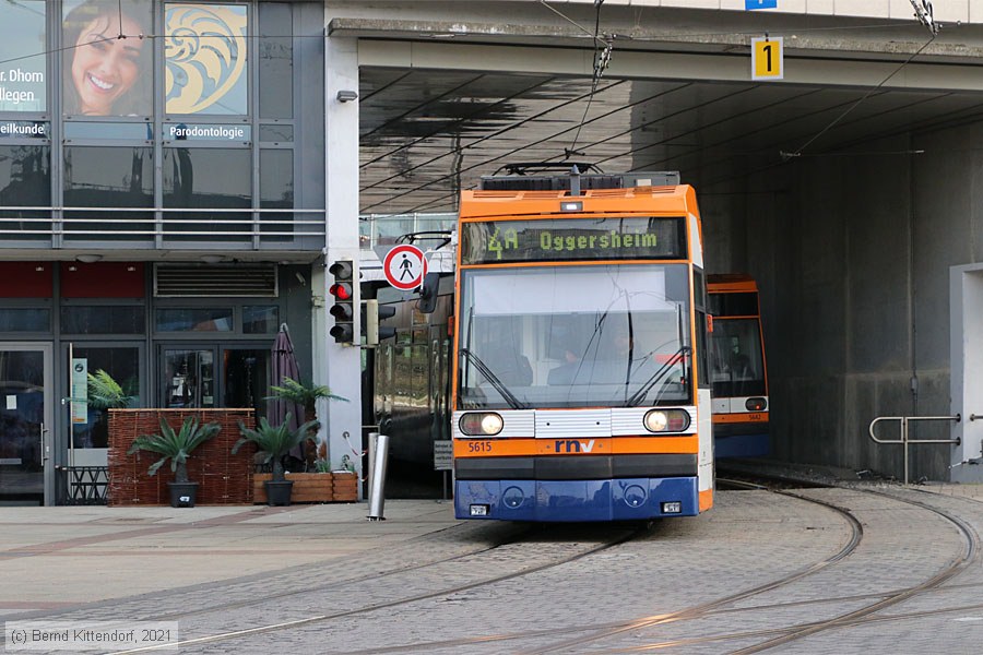 Straßenbahn Mannheim - 5615
/ Bild: rnv5615_bk2102220001.jpg