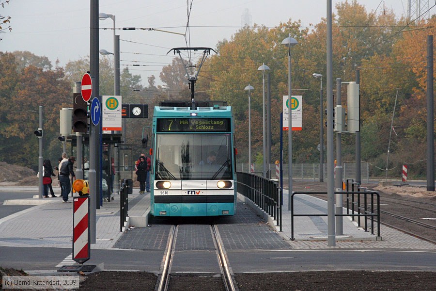 Straßenbahn Mannheim - 5616
/ Bild: rnv5616_bk0910290035.jpg
