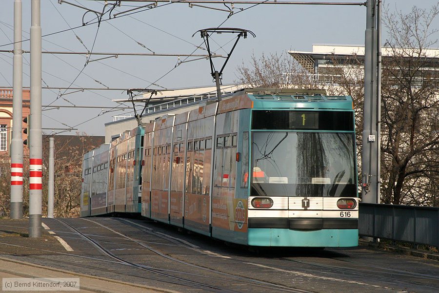 Straßenbahn Mannheim - 616
/ Bild: mvg616_bk0703150041.jpg