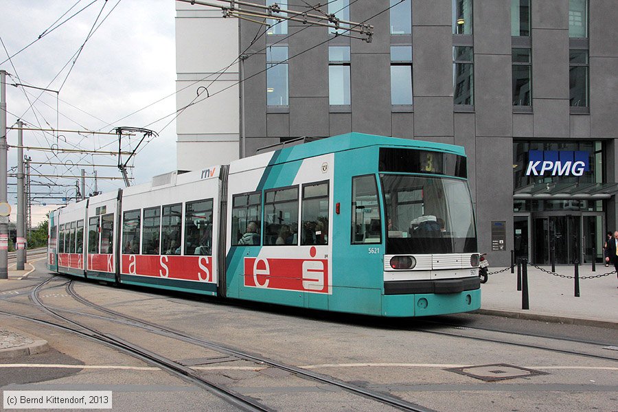 Straßenbahn Mannheim - 5621
/ Bild: rnv5621_bk1306120030.jpg