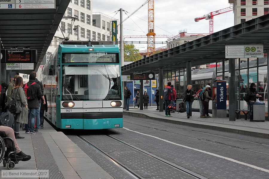 Straßenbahn Mannheim - 5621
/ Bild: rnv5621_bk1710300037.jpg