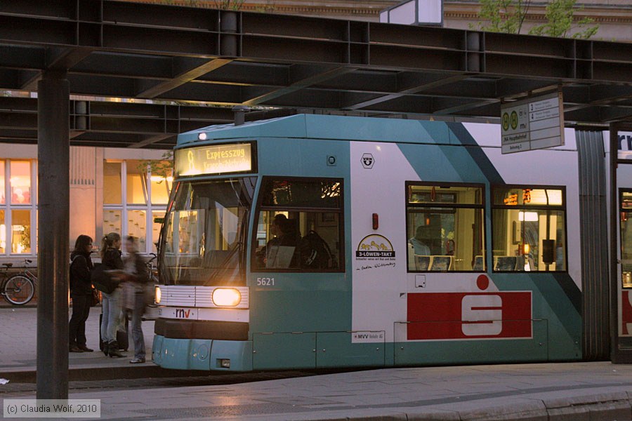 Straßenbahn Mannheim - 5621
/ Bild: rnv5621_cw1004190085.jpg