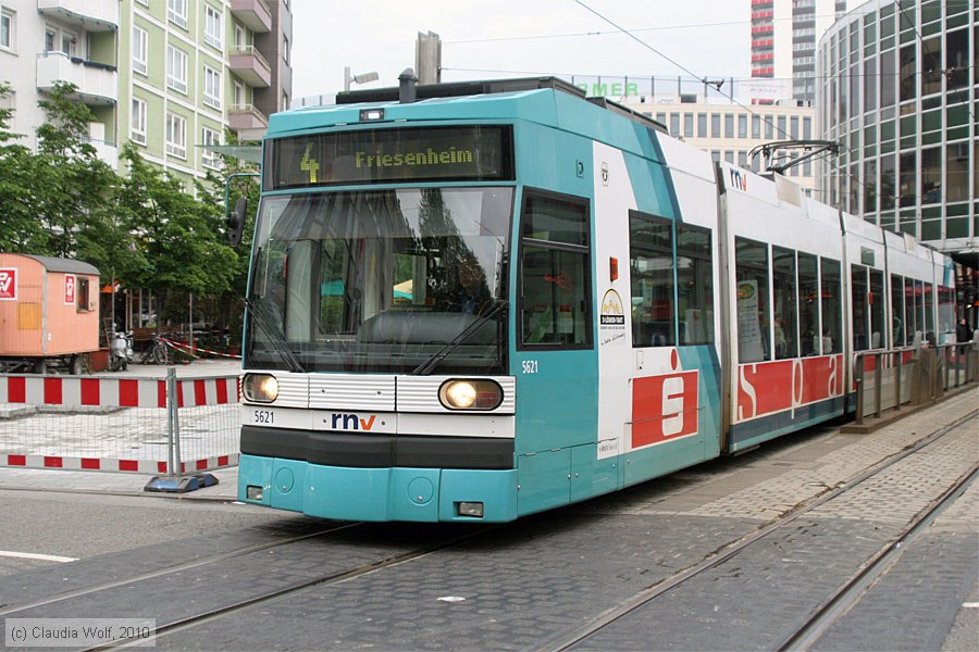 Straßenbahn Mannheim - 5621
/ Bild: rnv5621_cw1005150068.jpg