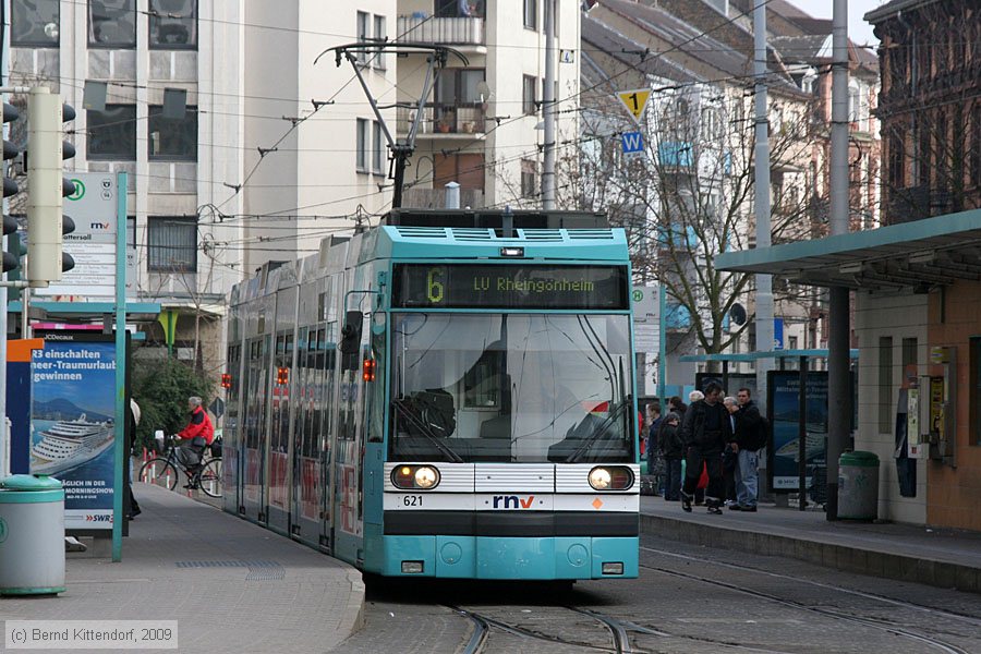 Straßenbahn Mannheim - 621
/ Bild: mvg621_bk0903170014.jpg