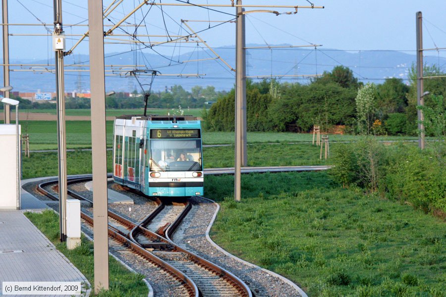 Straßenbahn Mannheim - 621
/ Bild: mvg621_bk0904150097.jpg