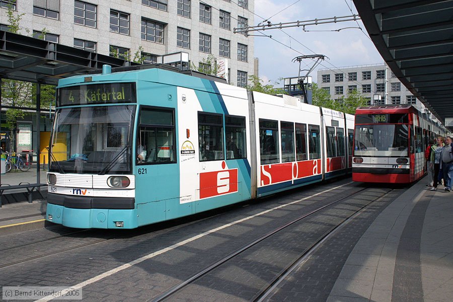 Straßenbahn Mannheim - 621
/ Bild: mvg621_e0016345.jpg