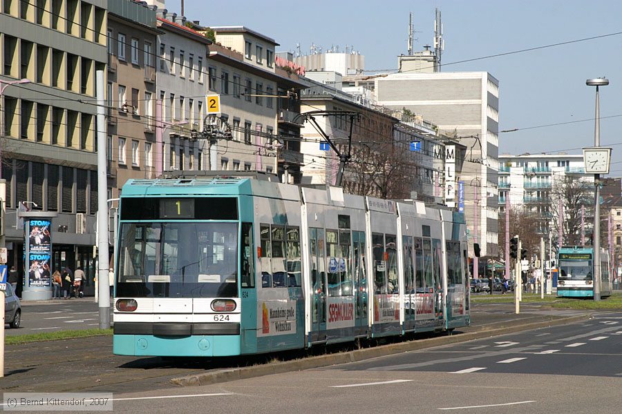 Straßenbahn Mannheim - 624
/ Bild: mvg624_bk0703110092.jpg