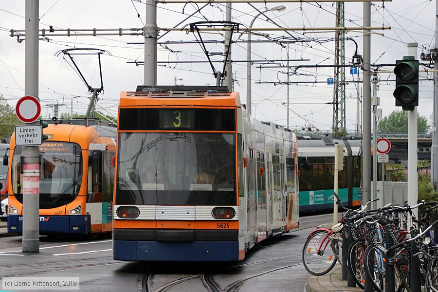 Straßenbahn Mannheim - 5625
/ Bild: rnv5625_bk1904260010.jpg