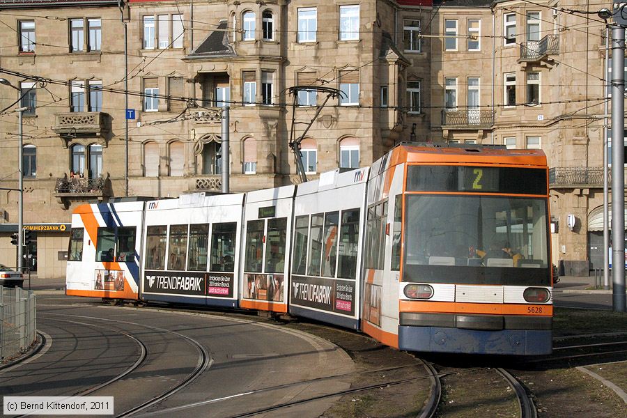 Straßenbahn Mannheim - 5628
/ Bild: rnv5628_bk1102080002.jpg