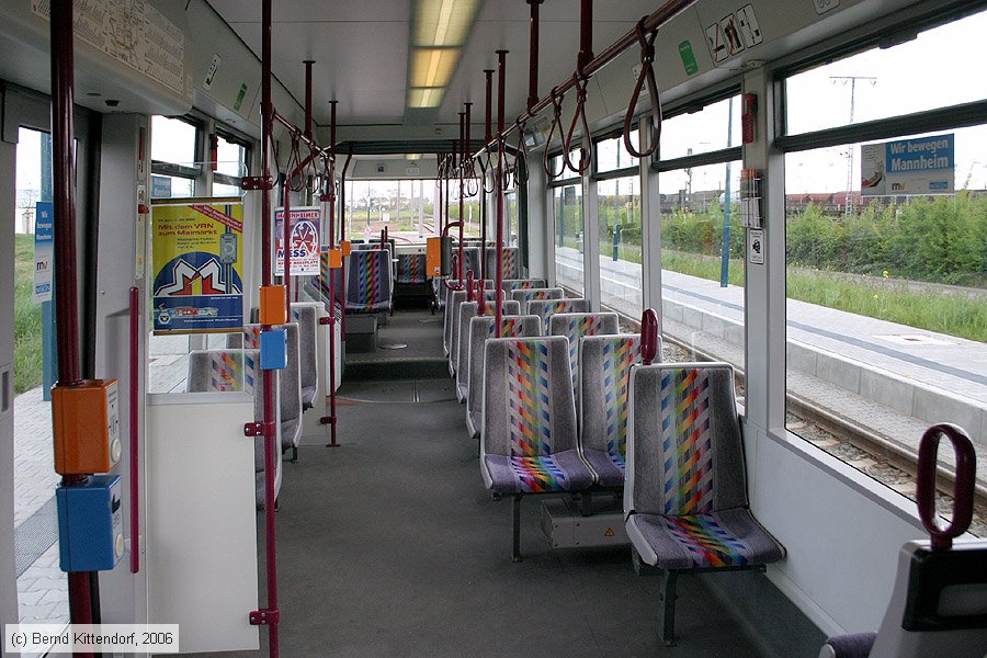 Straßenbahn Mannheim - 630 - Innenansicht
/ Bild: mvg630_bk0604290121.jpg