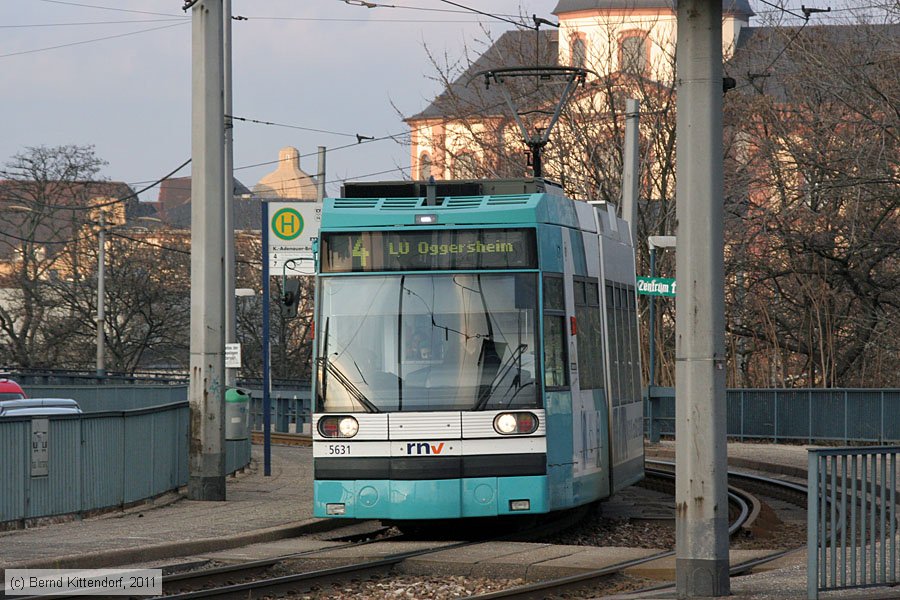 Straßenbahn Mannheim - 5631
/ Bild: rnv5631_bk1102080053.jpg