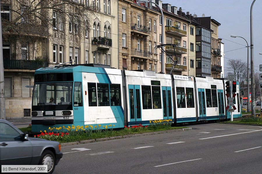 Straßenbahn Mannheim - 632
/ Bild: mvg632_bk0704010006.jpg Straßenbahn Mannheim - 632
/ Bild: mvg632_bk0704010006.jpg