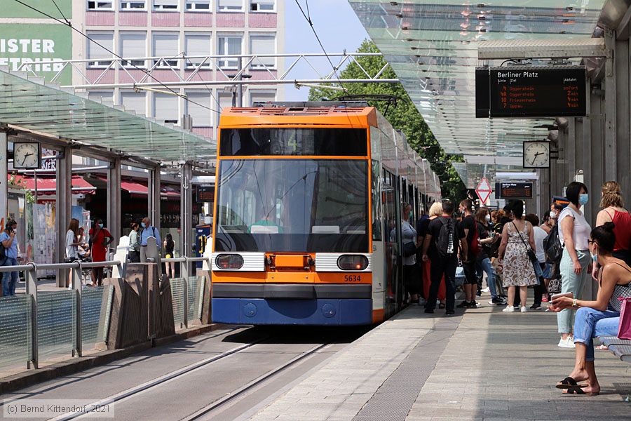 Straßenbahn Mannheim - 5634
/ Bild: rnv5634_bk2106100001.jpg