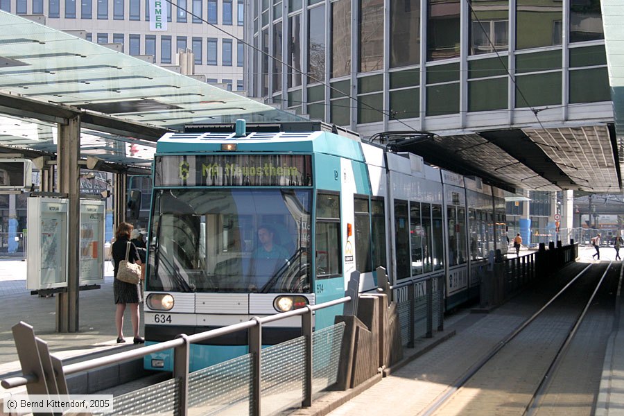 Straßenbahn Mannheim - 634
/ Bild: mvg634_e0015814.jpg