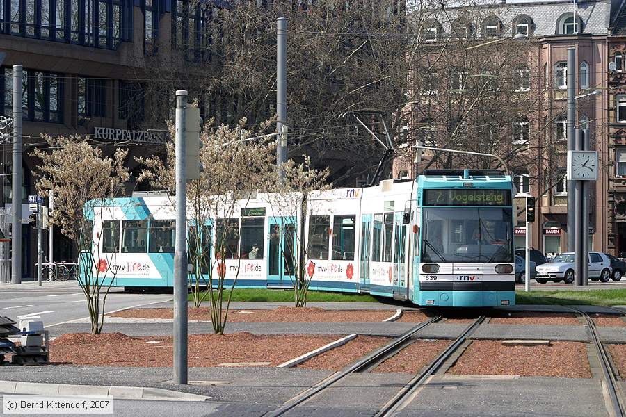 Straßenbahn Mannheim - 639
/ Bild: mvg639_bk0704010120.jpg