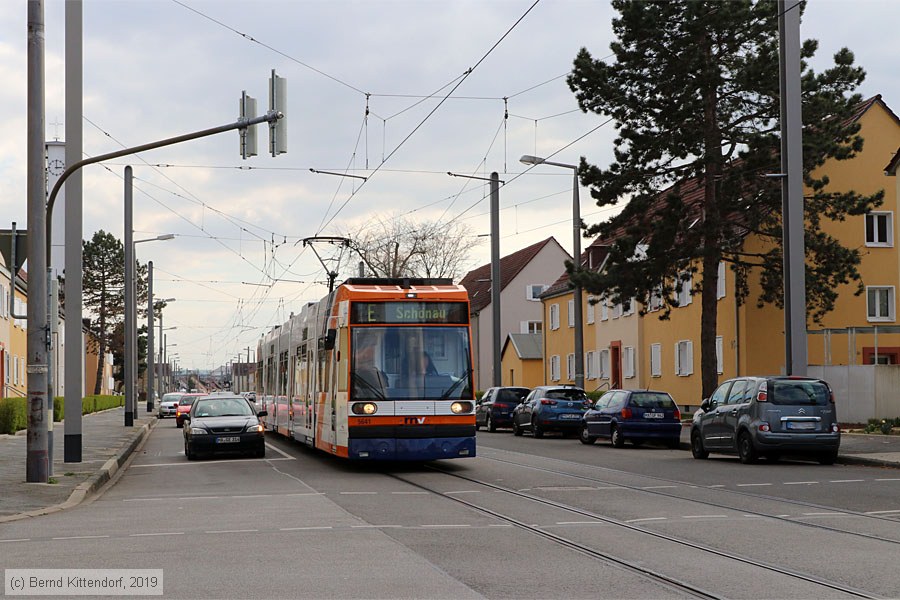 Straßenbahn Mannheim - 5641
/ Bild: rnv5641_bk1903270037.jpg