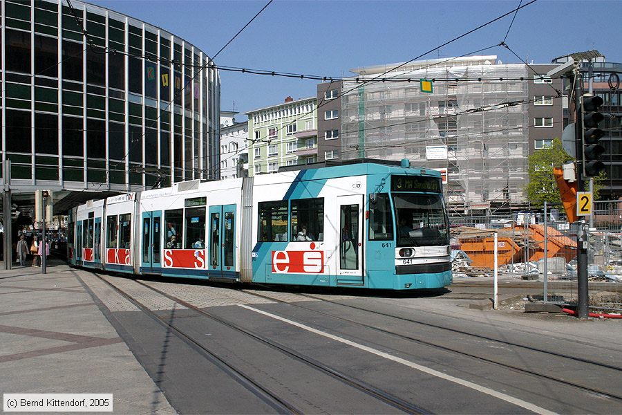 Straßenbahn Mannheim - 641
/ Bild: mvg641_e0015823.jpg