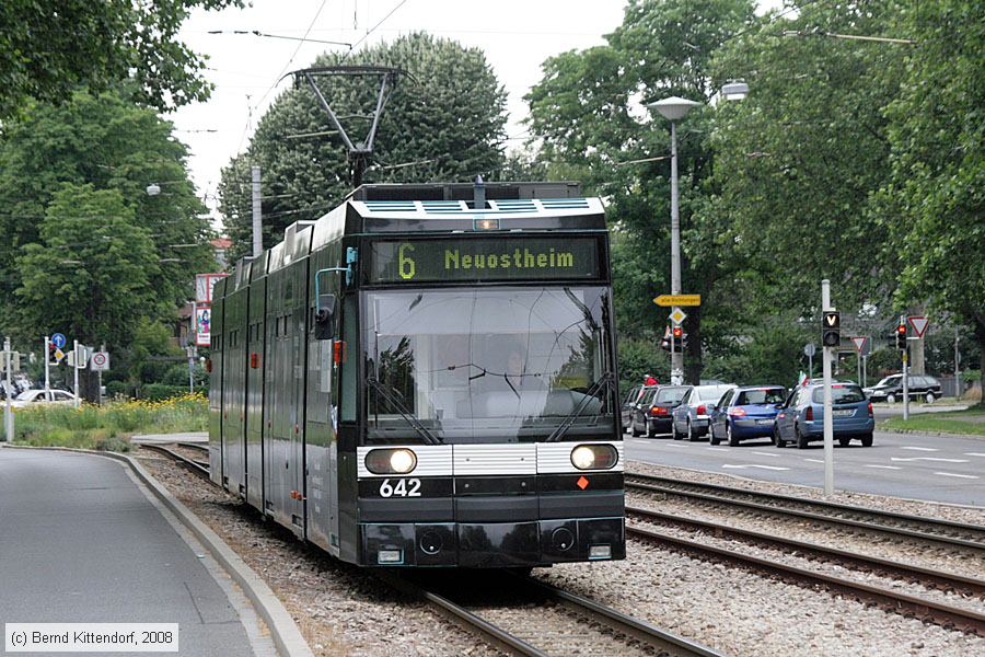 Straßenbahn Mannheim - 642
/ Bild: mvg642_bk0806170044.jpg
