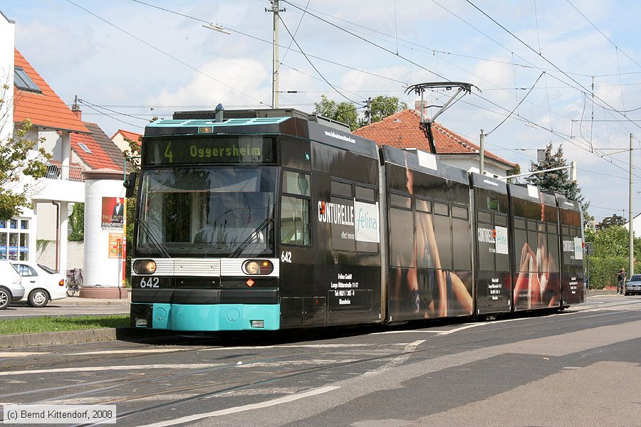 Straßenbahn Mannheim - 642
/ Bild: mvg642_bk0809020054.jpg