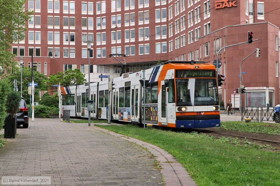 Stra&szlig;enbahn Mannheim - 5643
/ Bild: rnv5643_bk2105120021.jpg