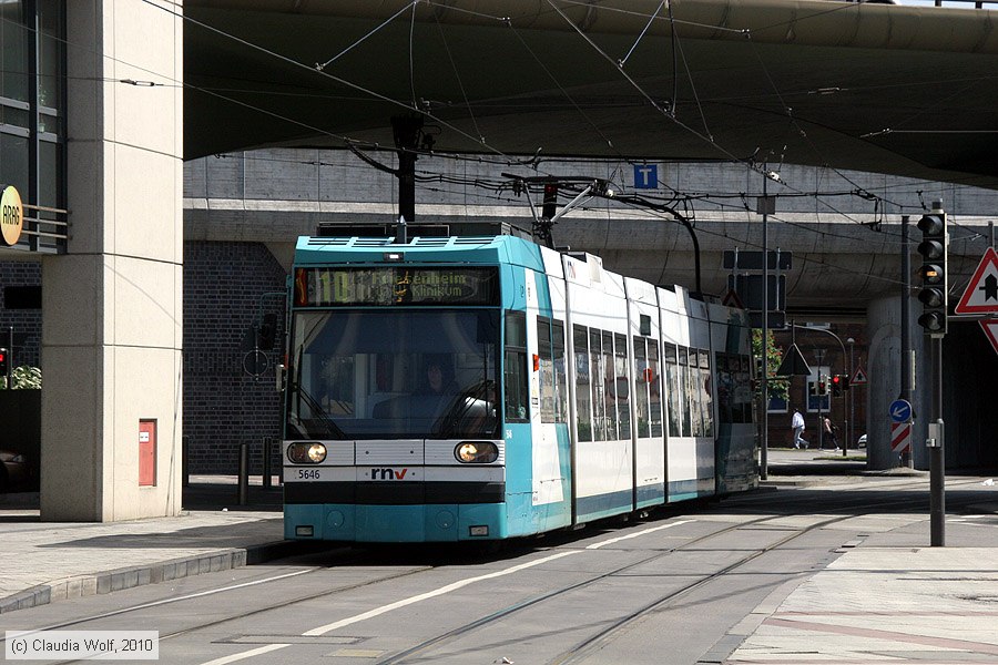Straßenbahn Mannheim - 5646
/ Bild: rnv5646_cw1005210010.jpg Straßenbahn Mannheim - 5646
/ Bild: rnv5646_cw1005210010.jpg