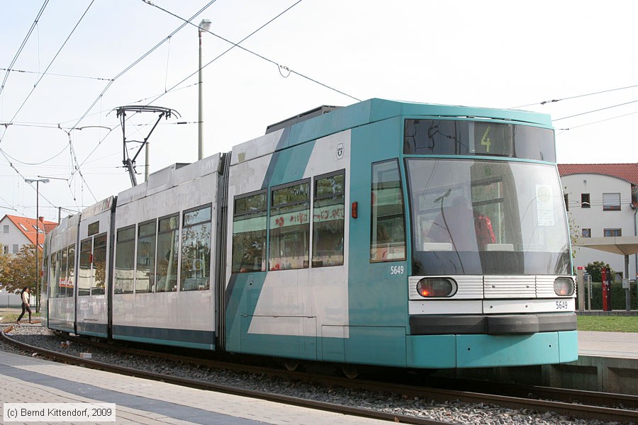Straßenbahn Mannheim - 5649
/ Bild: rnv5649_bk0910030002.jpg