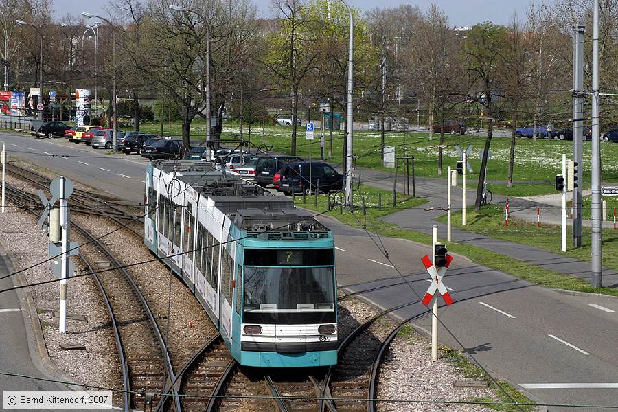 Straßenbahn Mannheim - 650
/ Bild: mvg650_bk0704010147.jpg