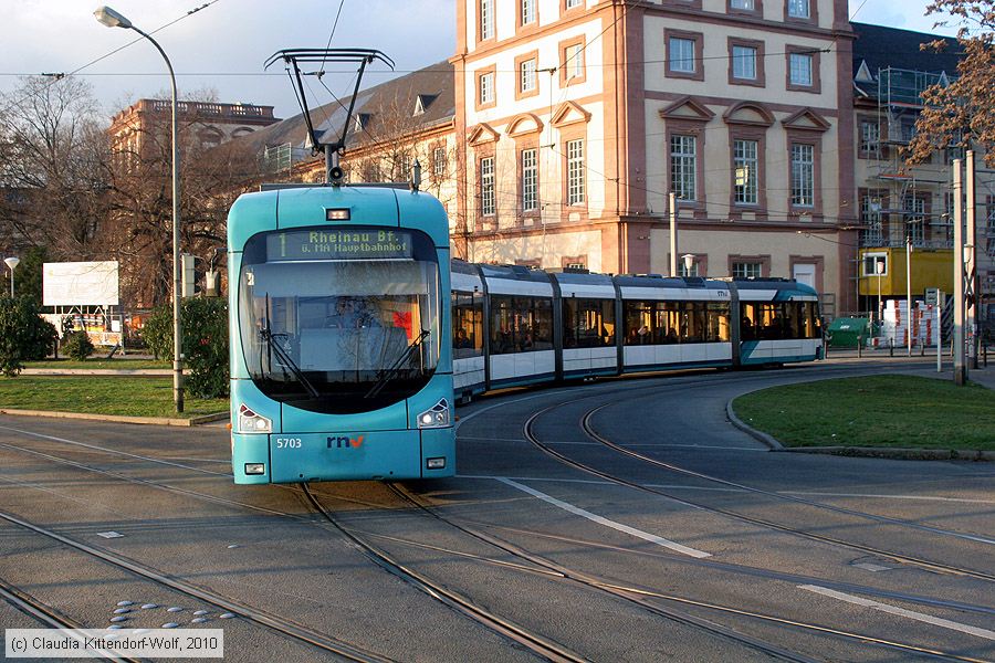 Straßenbahn Mannheim - 5703
/ Bild: rnv5703_cw1011270021.jpg