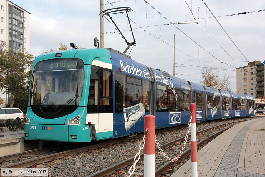 Straßenbahn Mannheim - 5705
/ Bild: rnv5705_bk1710300001.jpg