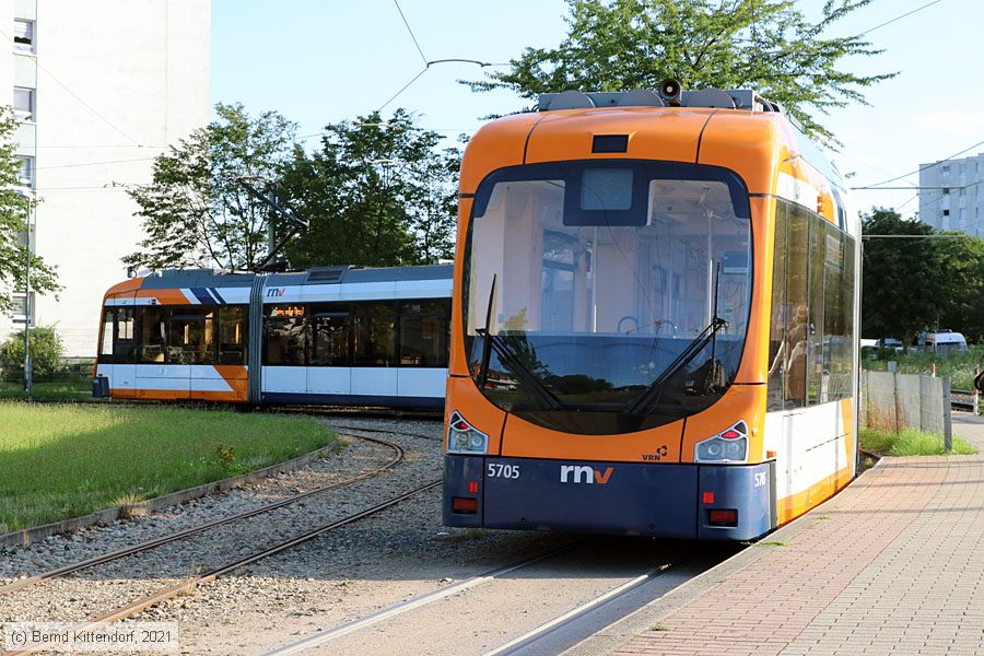 Straßenbahn Mannheim - 5705
/ Bild: rnv5705_bk2107070021.jpg