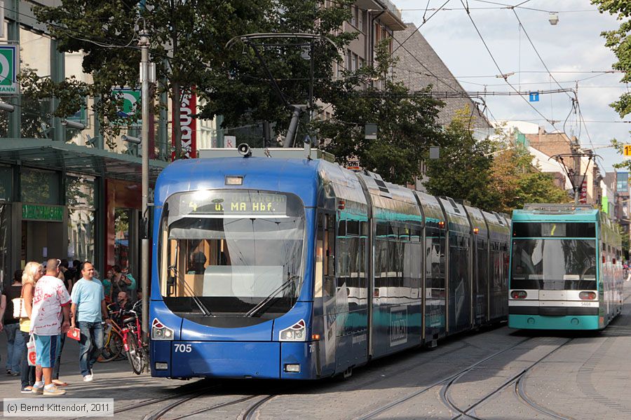 Straßenbahn Mannheim - 705
/ Bild: mvg705_bk1109060010.jpg