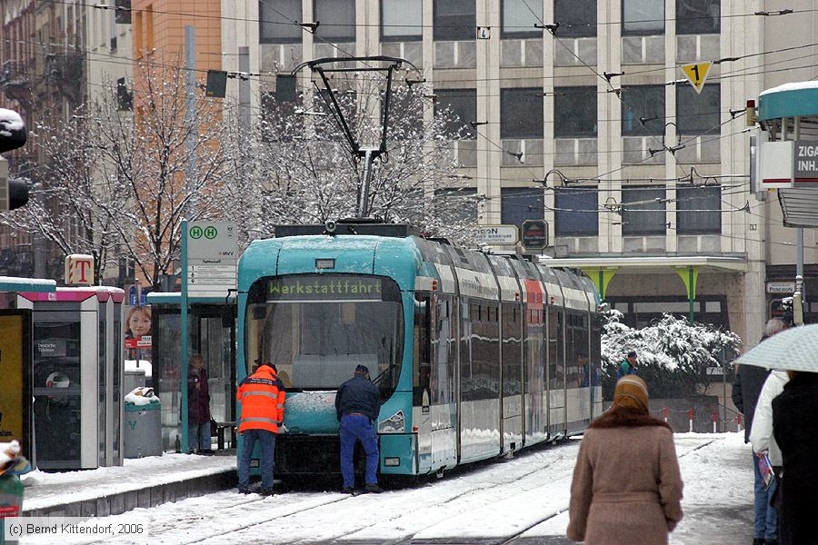Straßenbahn Mannheim - 706
/ Bild: mvg706_bk0603030125.jpg