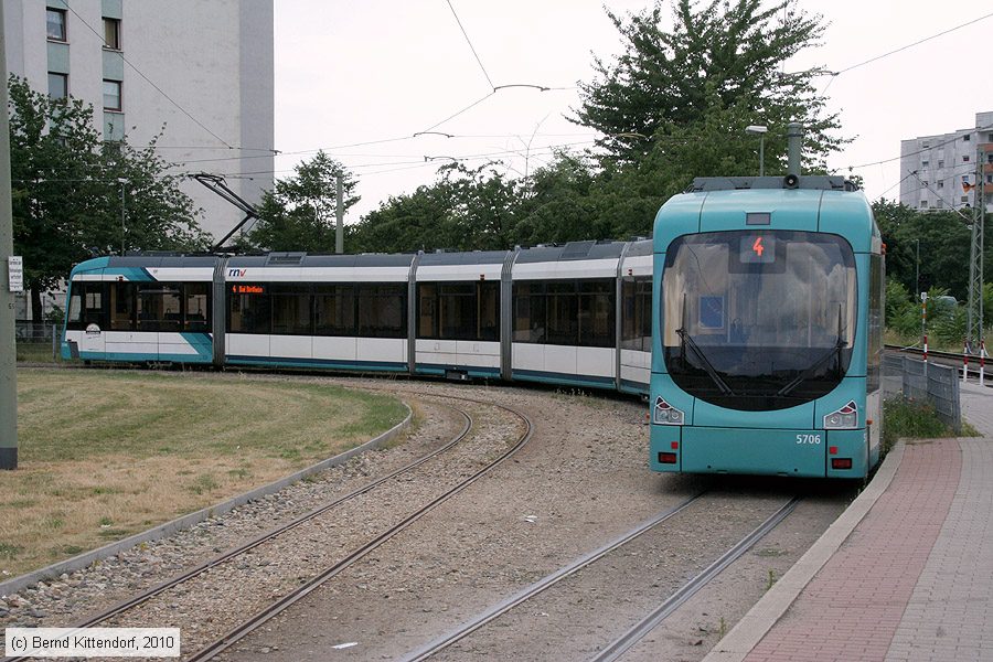 Straßenbahn Mannheim - 5706
/ Bild: rnv5706_bk1007120002.jpg
