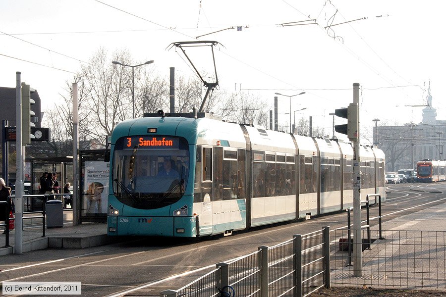 Straßenbahn Mannheim - 5706
/ Bild: rnv5706_bk1102080008.jpg