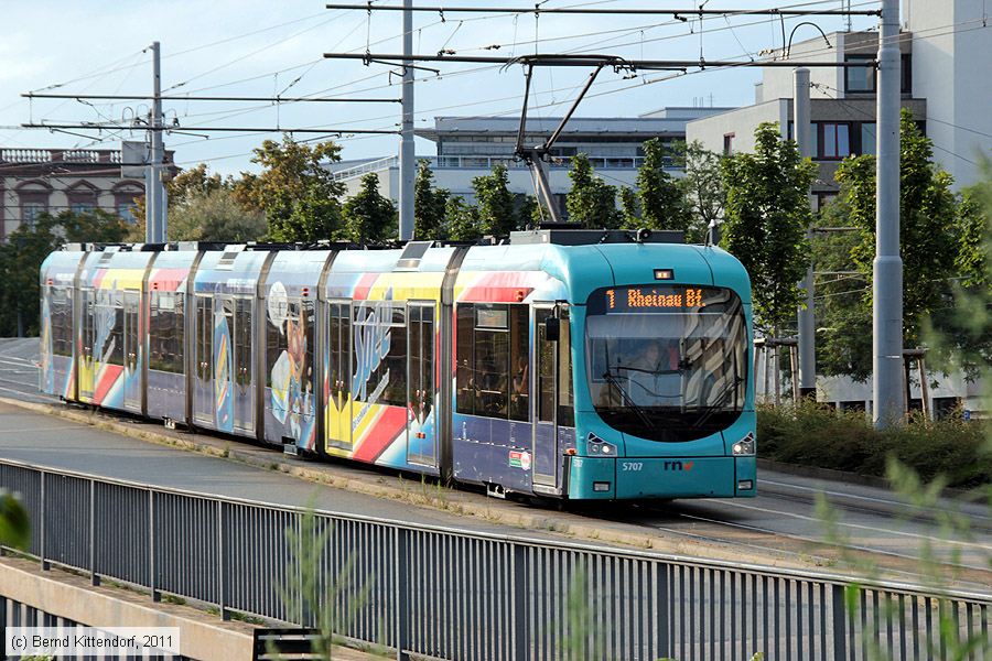 Straßenbahn Mannheim - 5707
/ Bild: rnv5707_bk1108190021.jpg