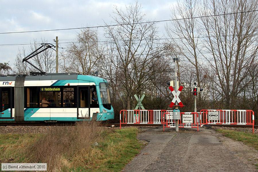 Straßenbahn Mannheim - 5710
/ Bild: rnv5710_bk1011280216.jpg Straßenbahn Mannheim - 5710
/ Bild: rnv5710_bk1011280216.jpg