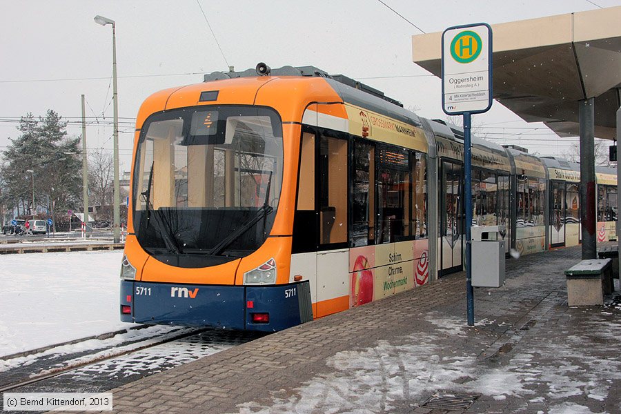 Straßenbahn Mannheim - 5711
/ Bild: rnv5711_bk1303130004.jpg Straßenbahn Mannheim - 5711
/ Bild: rnv5711_bk1303130004.jpg