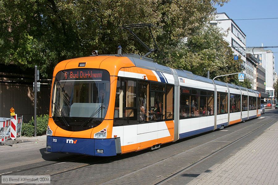 Straßenbahn Mannheim - 713
/ Bild: mvg713_bk0909080006.jpg